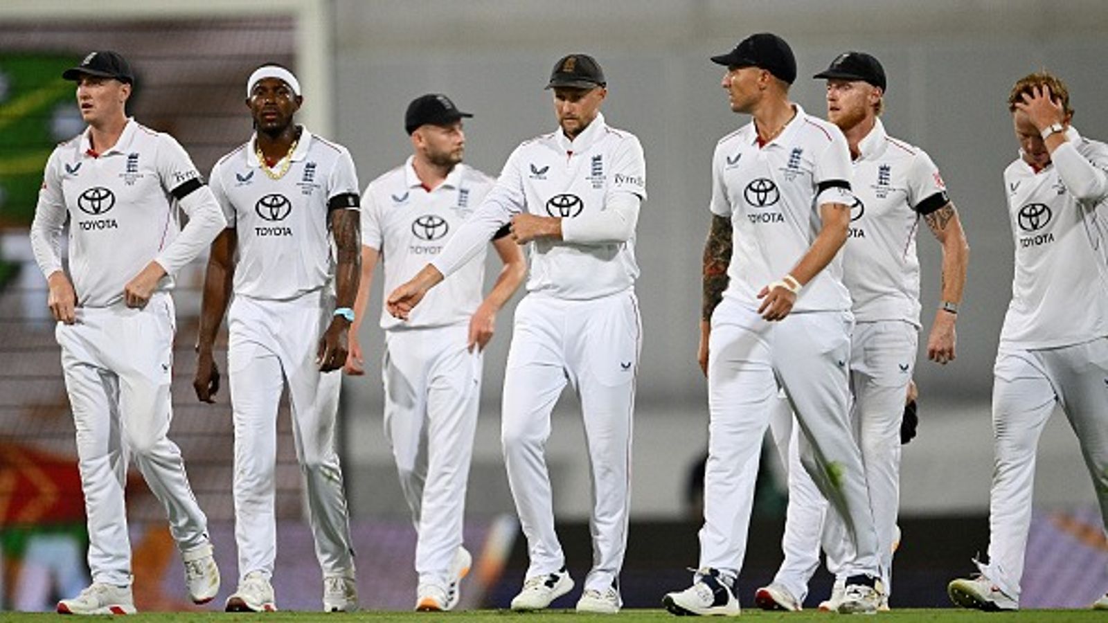 Stuart Broad points out 'body language' issues in England star after Ashes struggles England players leave the field after losing the second Ashes Test to Australia. (Getty)