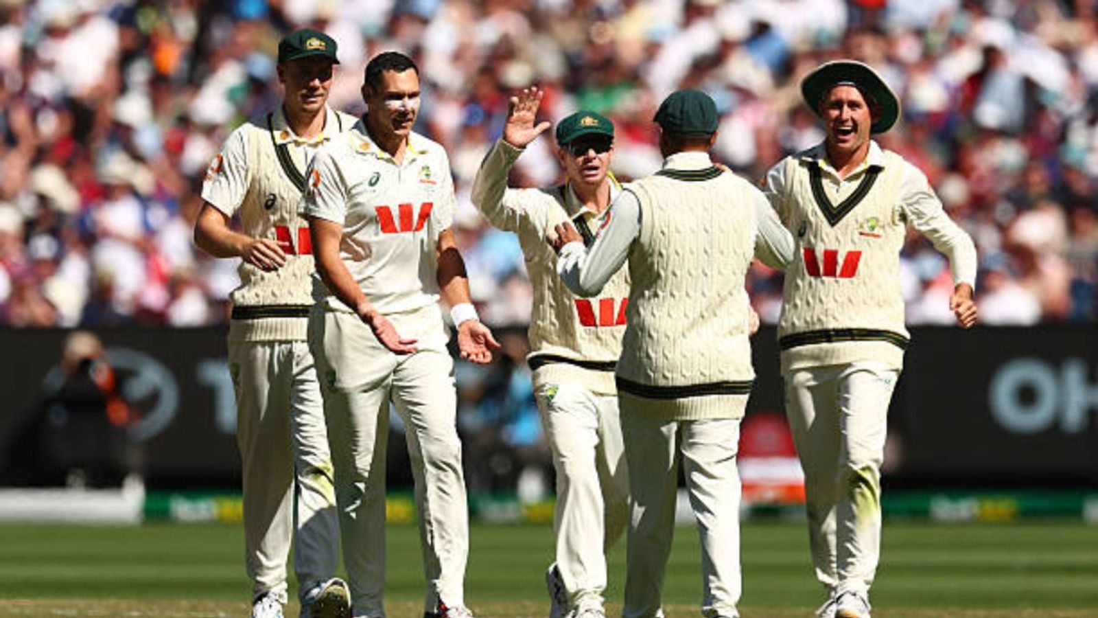 Steve Smith named captain again as Australia announce unchanged squad for 5th Ashes Test Cameron Green, Scott Boland, Steve Smith, Usman Khawaja and Marnus Labuschagne of Australia celebrate the dismissal of Jacob Bethell of England during day two of the Fourth Test in the 2025/26 Ashes Series between Australia and England (via Getty)