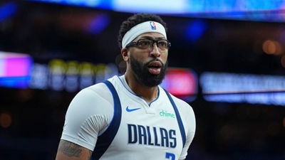 Is Anthony Davis playing against 76ers? Latest on Mavericks star Anthony Davis injury update