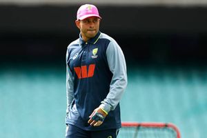 'You can't throw a temper tantrum...': Australia great slams Usman Khawaja over 'racism' statement SportsTak