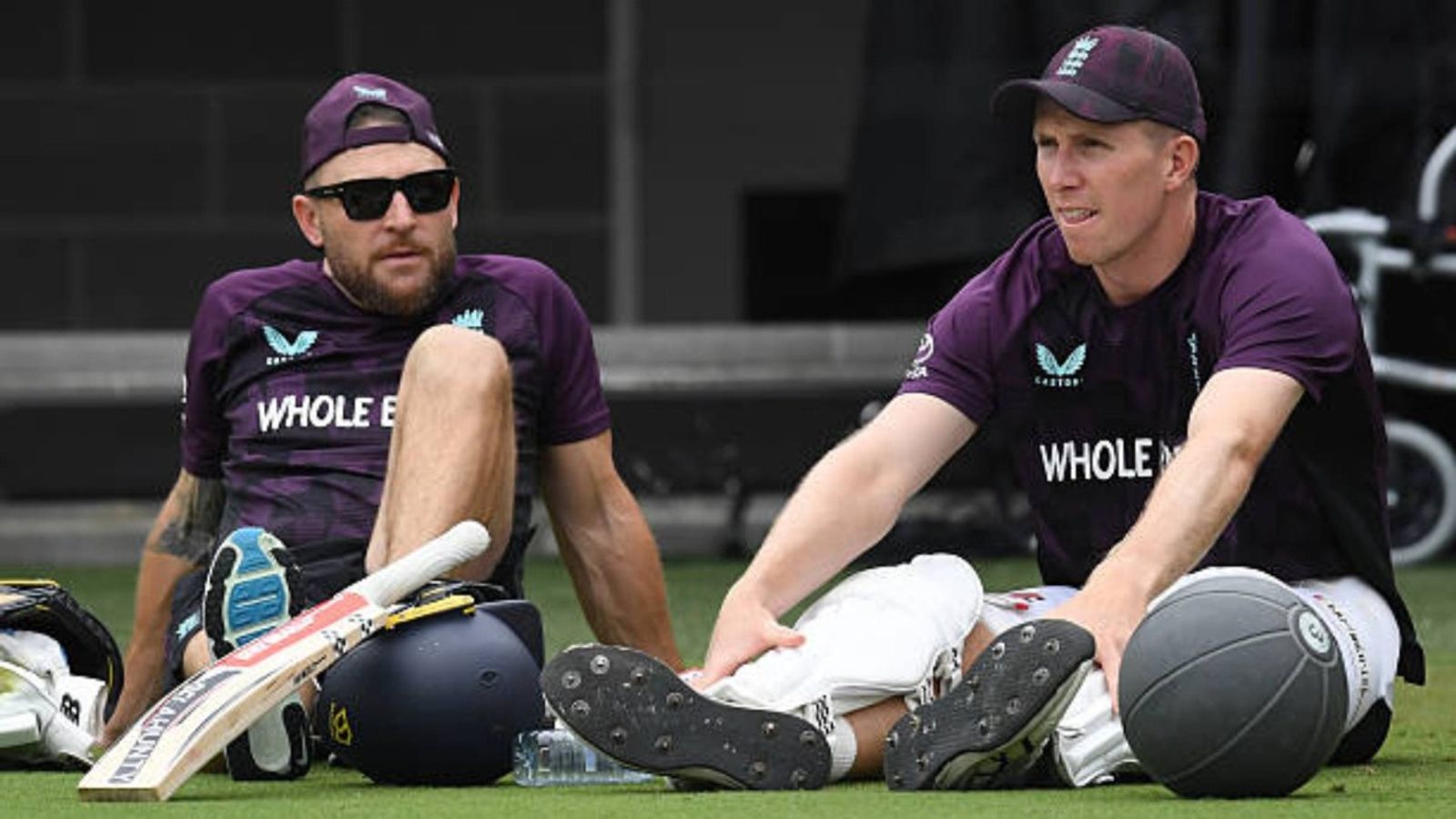 'He is very good, but...': England's Zak Crawley names the Australian bowler they will target in 5th Ashes Test Brendon McCullum (L)and Zak Crawley sit on the ground during an England Test cricket squad training session at Sydney Cricket Ground (via Getty)