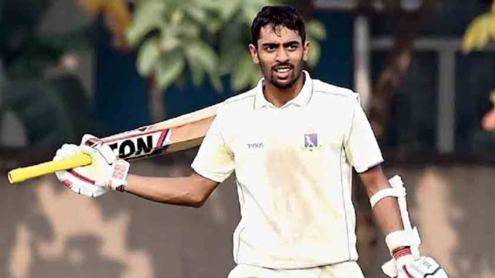 Out-of-favour India batter bangs on selectors' doors with robust century for Bengal against Assam in VHT Abhimanyu Easwaran celebrates after scoring a century for Bengal (via X)