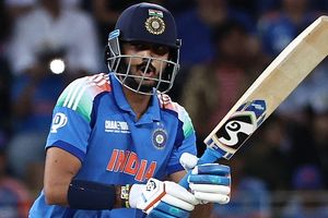 VHT: Axar Patel cracks maiden List A century to power Gujarat to 7-run win over Andhra SportsTak