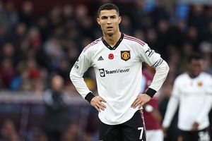 Wayne Rooney names Manchester United icon ahead of Cristiano Ronaldo as best trainer he played with, his name is... SportsTak