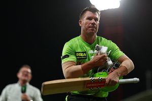 Warner equals Kohli's tally of tons with 65-ball 130, joins Easwaran on unwanted list as Thunder lose SportsTak