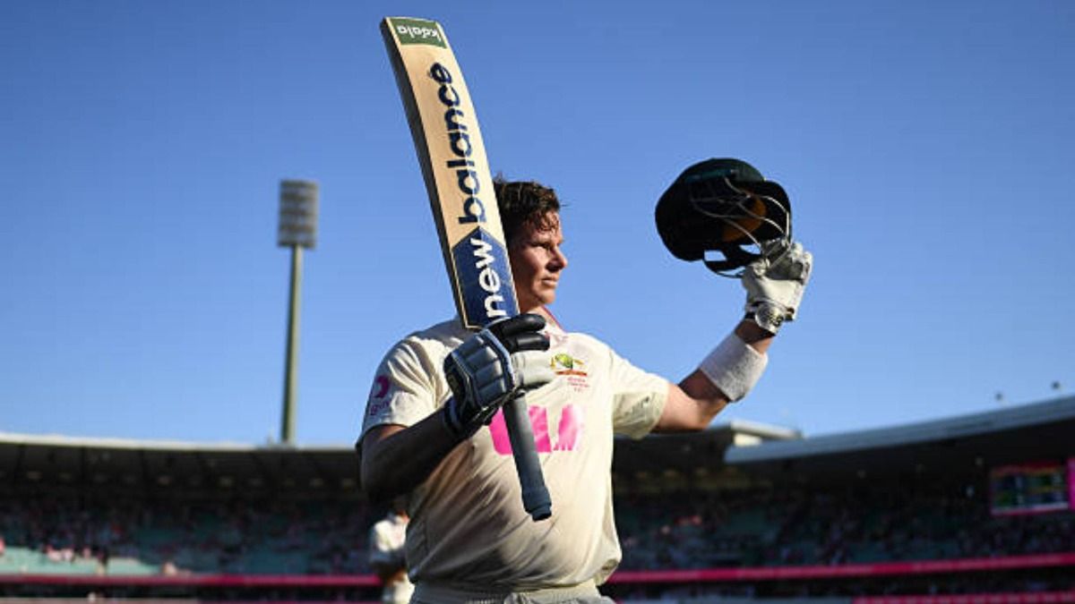 Steve Smith of Australia leaves the field on 129 not out after day three of the Fifth Test in the 2025/26 Ashes Series between Australia and England at Sydney Cricket Ground (via Getty)