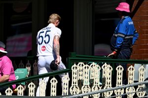 Huge blow to England as Ben Stokes suffers groin injury, unlikely to bowl in Sydney Test SportsTak