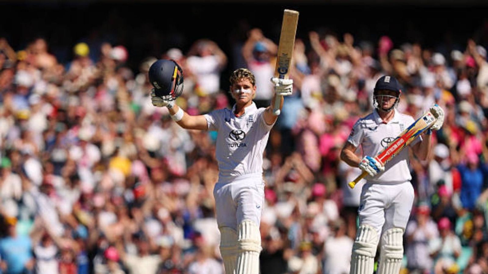Australia remain in-charge despite Jacob Bethell's 142, England lead by 119 runs heading into Day 5 Jacob Bethell of England celebrates scoring a century during day four of the Fifth Test in the 2025/26 Ashes Series between Australia and England at Sydney Cricket Ground (via Getty)