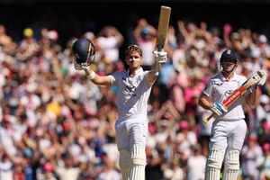 Australia remain in-charge despite Jacob Bethell's 142, England lead by 119 runs heading into Day 5 SportsTak