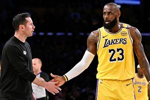 Lakers coach JJ Reddick reveals what it feels like to coach LeBron James, says 'sometimes He Tells Me to...' SportsTak