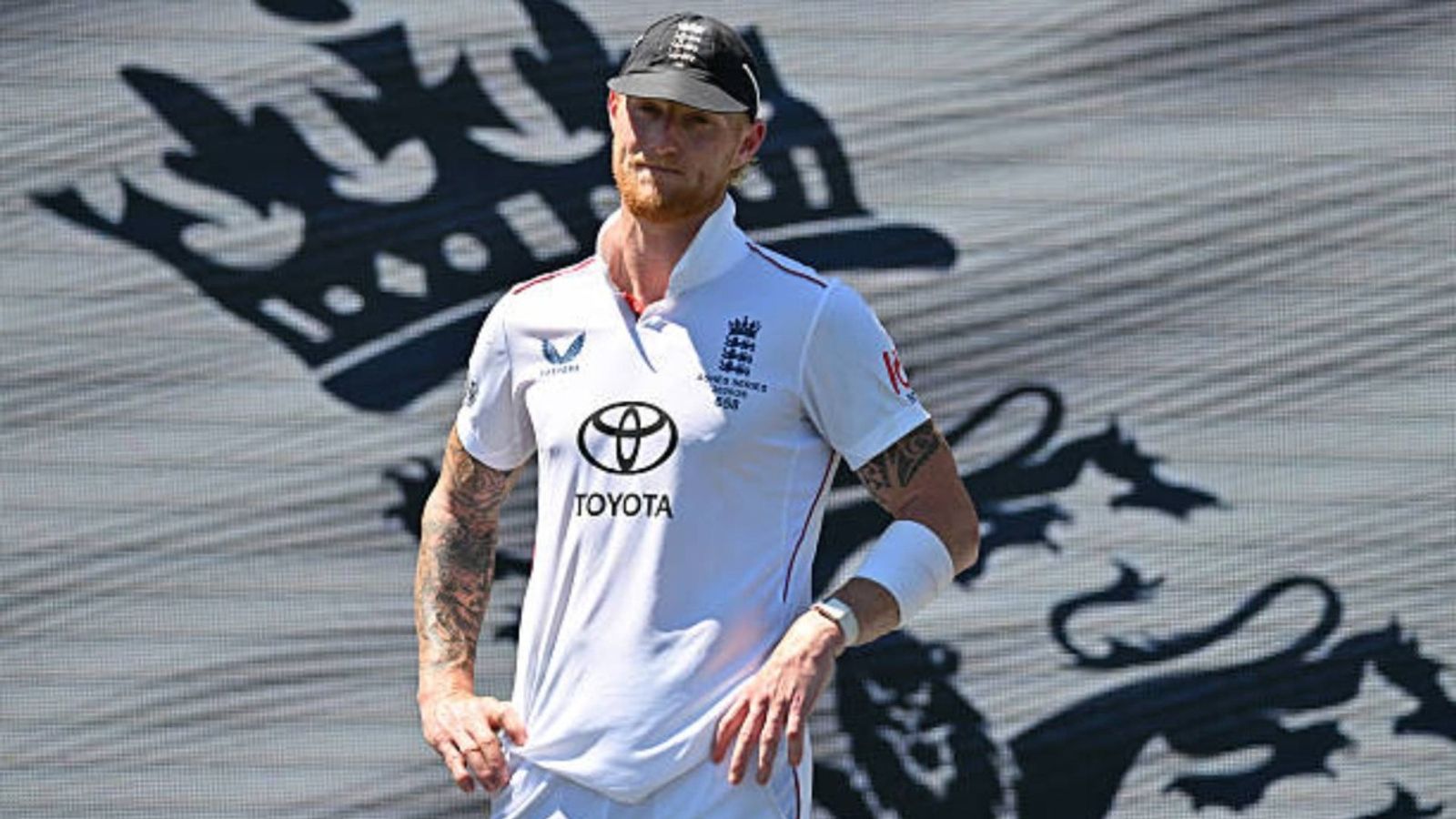 'I have a ruthless side to me...': Ben Stokes fires warning to England teammates after Ashes debacle England's Ben Stokes reacts during the presentation ceremony at the end of the fifth Ashes cricket Test between Australia and England at the Sydney Cricket Ground (via Getty)