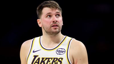Watch: Luka Doncic gives belt treatment to Pelicans fan amid Lakers game Luka Doncic gives belt treatment to a Pelicans fan amid Lakers game