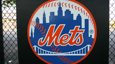 New York Mets shake up offseason with blockbuster $8 Million move amid arbitration deadline New York Mets shake up offseason with blockbuster $8 Million move amid arbitration deadline
