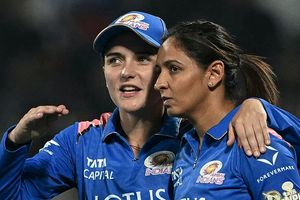 Harmanpreet Kaur indirectly blames Nat Sciver-Brunt after MI’s last-ball defeat to RCB in WPL 2026 SportsTak