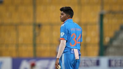 RCB shares worrisome update on Pooja Vastrakar’s WPL 2026 comeback Pooja Vastrakar of India prepares to bowl during game two of the ODI series between India and South Africa at M. Chinnaswamy Stadium on June 19, 2024 in Bengaluru, India.