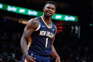 Awkward Zion Williamson moment with Bulls staffer resurfaces as trade rumors swirl SportsTak