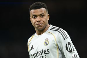 Barcelona boss Hansi Flick praises Real Madrid's Kylian Mbappe ahead of Supercopa de Espana final SportsTak