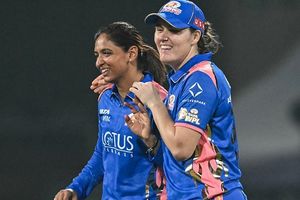 MI vs DC, WPL 2026: Harmanpreet-Sciver Brunt combine to hand MI 50-run win over DC SportsTak