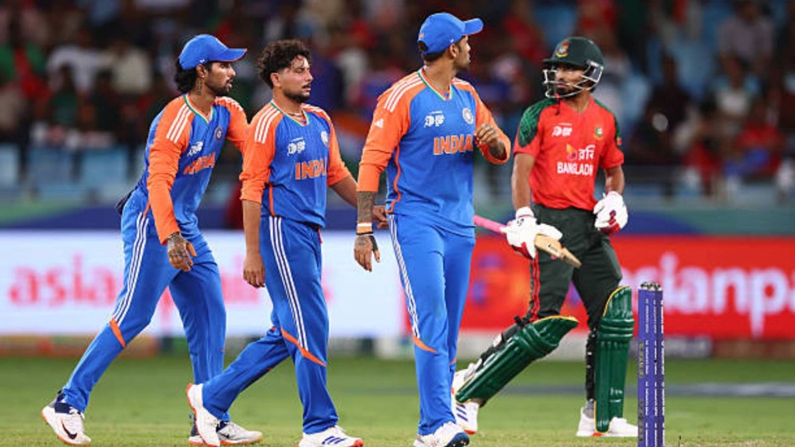 EXCLUSIVE: ICC rejects recent Bangladesh Claims, confirms team can play T20 World Cup in India Kuldeep Yadav (C) of India looks on after dismissing Tanzim Hasan Sakib of Bangladesh during the Asia Cup match between India and Bangladesh at Dubai International Stadium (via Getty)