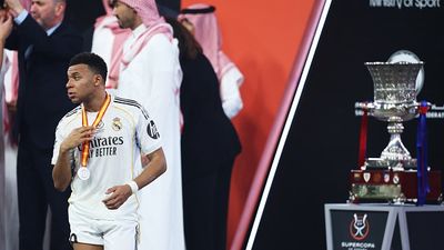 Joan Laporta LAMBASTS Kylian Mbappe for refusing guard of honour to Barcelona SportsTak