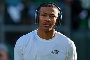 DeVonta Smith addresses Eagles' execution after Hurts, A.J. Brown struggle in wild-card loss SportsTak