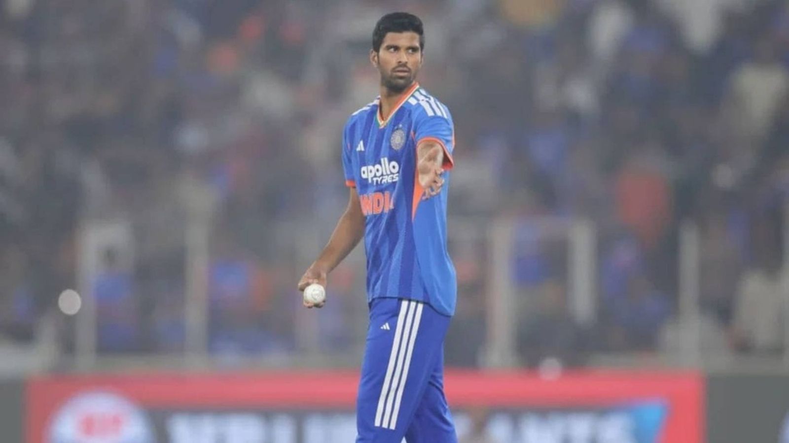 Mohammad Kaif calls out Gautam Gambhir for making Washington Sundar bat despite injury vs NZ Washington Sundar bowls for India during a match (via X)