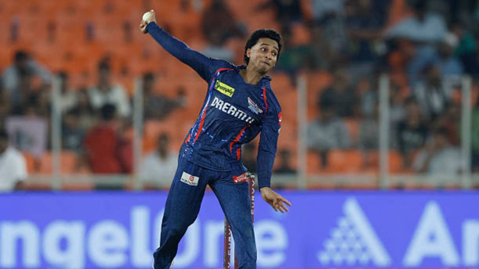 India coach explains why Ayush Badoni received maiden international call-up ahead of 2nd ODI vs NZ Ayush Badoni of Lucknow Super Giants delivers a ball during the 2025 IPL match between Gujarat Titans and Lucknow Super Giants at Narendra Modi Stadium (via Getty)