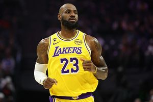 Sacramento Kings' admin takes hilarious jab at LeBron James after defeating LA Lakers SportsTak