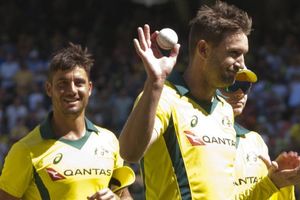 Australia's veteran pacer announces sudden retirement ahead of BBL clash, to play in England now SportsTak