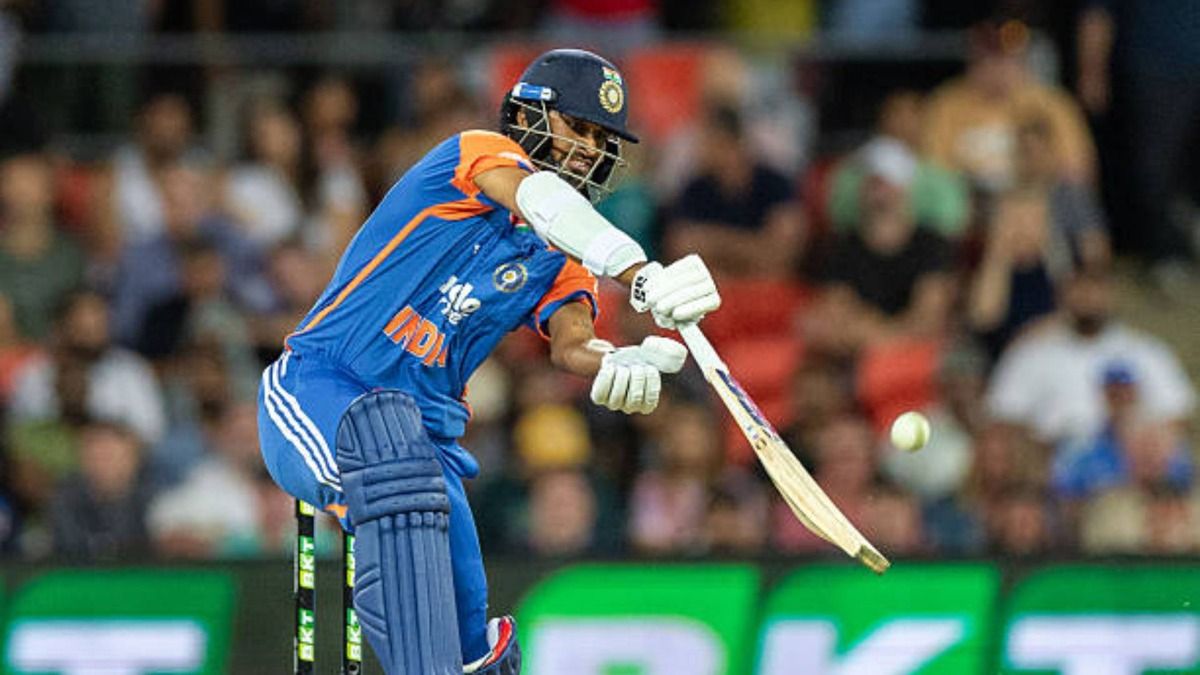 Washington Sundar of India plays a shot during the 4th match of the BKT Tyres Men's T20 International Series between Australia and India at People First Stadium (via Getty)