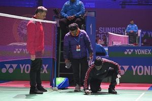 Monkeys in the stands and Pigeons on the court: India Open 2026 draws attention for unusual problems SportsTak