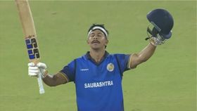 Saurashtra's star Vishvaraj Jadeja in this frame. (X) Saurashtra's star Vishvaraj Jadeja in this frame. (X)