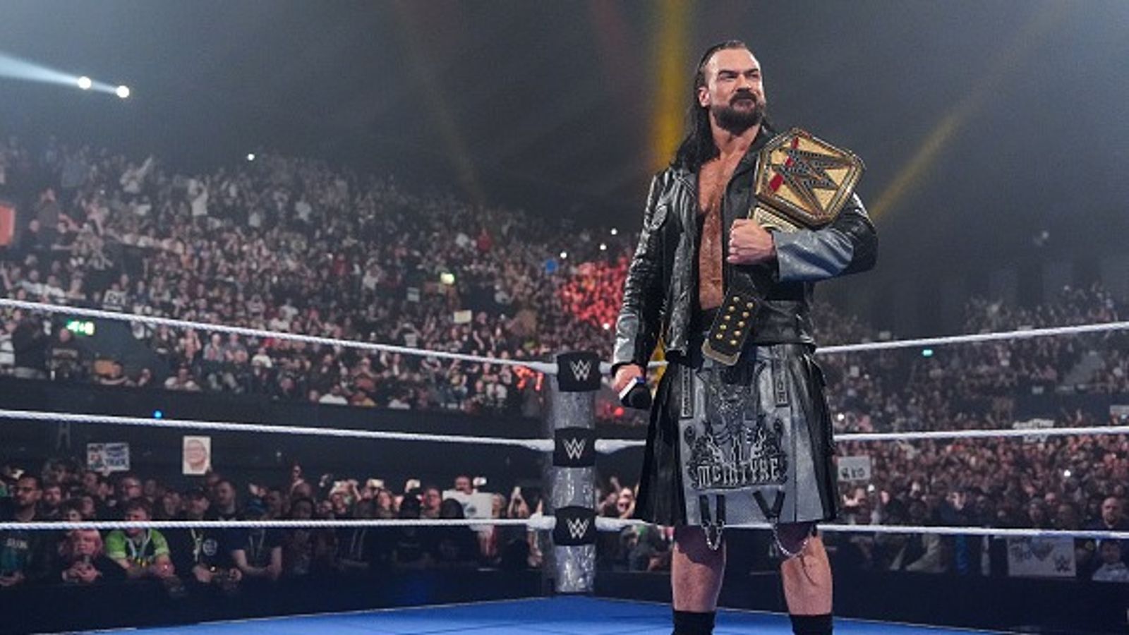 Drew McIntyre DROPS four-word message ahead of WWE RAW Drew McIntyre in the frame.