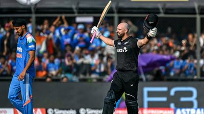 Santner's message to red-hot Daryl for T20I series vs India: 'Hope he does something similar' Daryl Mitchell, Arshdeep Singh