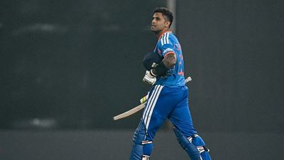 Ajinkya Rahane offers piece of advice to struggling Suryakumar Yadav ahead of T20I series vs New Zealand Suryakumar Yadav walks back to the pavilion after his dismissal during the second Twenty20 international cricket match