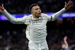Kylian Mbappe EQUALS Cristiano Ronaldo's record after brace against Monaco in UCL SportsTak
