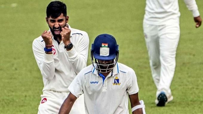 Bengal captain Abhimanyu Easwaran (R) reacts after getting dismissed during Ranji Trophy clash against Services. (X) Bengal captain Abhimanyu Easwaran (R) reacts after getting dismissed during Ranji Trophy clash against Services. (X)