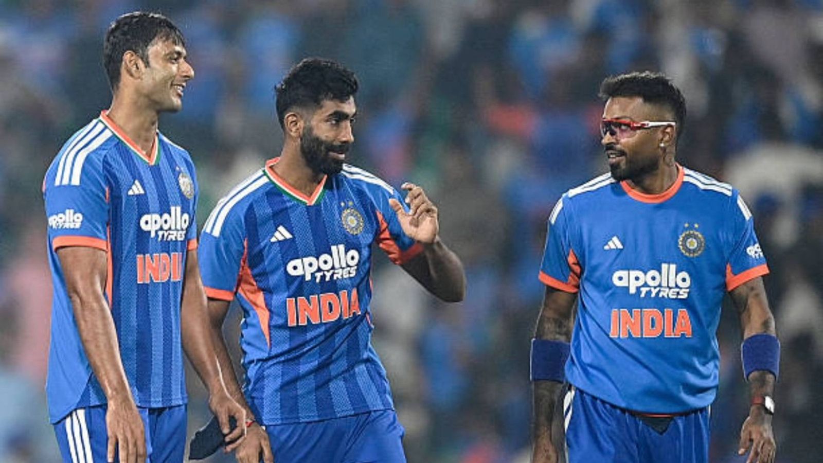 Ex-India captain wants Jasprit Bumrah and Hardik Pandya to skip matches in New Zealand T20I series India's Shivam Dube (L), Jasprit Bumrah (C) and Hardik Pandya celebrate their team's win at the end of the first Twenty20 international cricket match between India and New Zealand at the Vidarbha Cricket Association Stadium (via Getty)