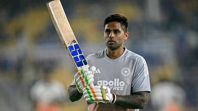 Suryakumar Yadav on brink of surpassing KL Rahul on this elite list in 2nd T20I vs New Zealand SportsTak