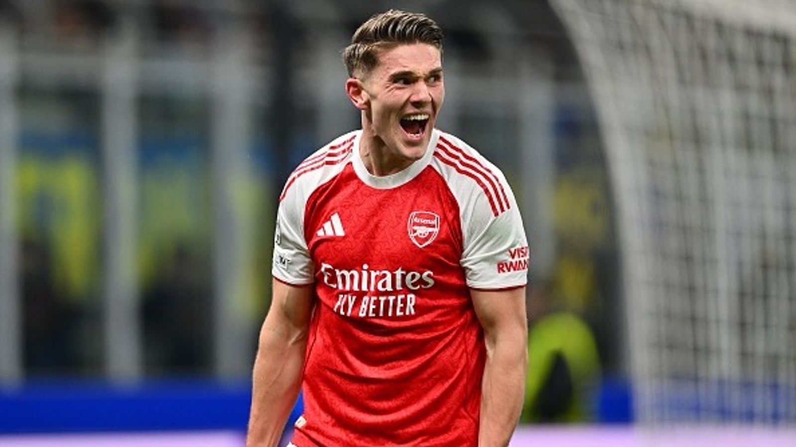 Jermain Defoe explains KEY reason for Viktor Gyokeres' slow start at Arsenal Jermain Defoe explains KEY reason for Viktor Gyokeres' slow start at Arsenal