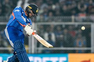 Abhishek Sharma shatters David Warner's record with 14-ball half-century vs NZ in 3rd T20I SportsTak