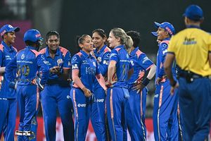 WPL 2026: Richa Ghosh’s fightback in vain as Nat Sciver-Brunt leads Mumbai Indians to 15-run win against RCB SportsTak