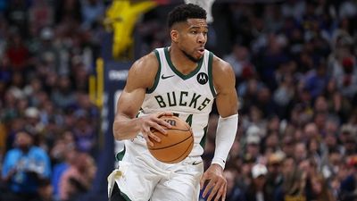 Milwaukee Bucks injury report: Get the latest on Giannis Antetokounmpo's status ahead of game vs Philadelphia 76ers SportsTak