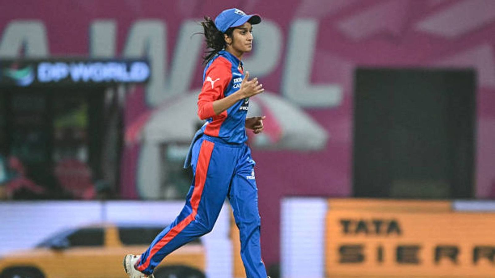 Delhi Capitals skipper Jemimah Rodrigues fined for slow-over rate in WPL clash vs Gujarat Giants Delhi Capitals' captain Jemimah Rodrigues runs to her fielding position during the Women's Premier League (WPL) Twenty20 cricket match between Mumbai Indians and Delhi Capitals at the DY Patil Stadium (via Getty)