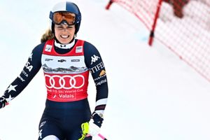 Lindsey Vonn Injury: Skiing icon drops update ahead of 2026 Winter Olympics SportsTak