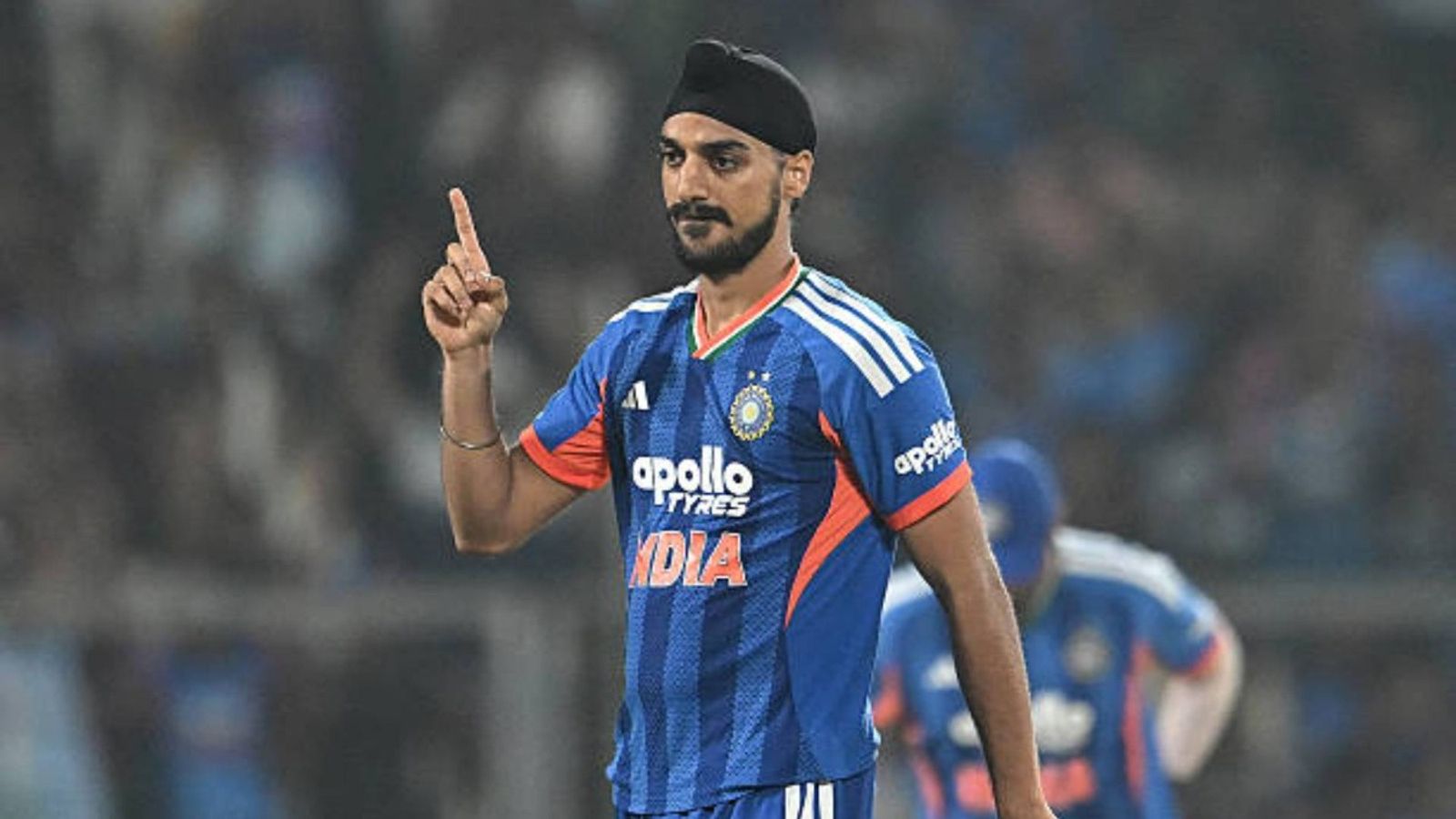 Arshdeep Singh creates history, becomes first Indian bowler to achieve this T20I feat with fifer vs NZ India's Arshdeep Singh celebrates after taking the wicket of New Zealand's Rachin Ravindra during the fifth and final Twenty20 international cricket match between India and New Zealand (via Getty)