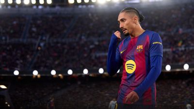 FC Barcelona reveals Raphinha's official absence timeline amid title race as Real Madrid closely follows Raphinha's injury report