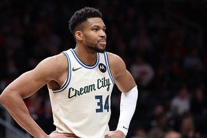 Is Giannis Antetokounmpo going to Golden State Warriors? Here's all you need to know SportsTak