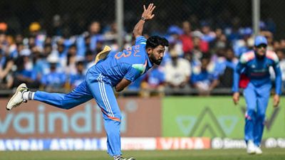 Big news: BCCI officially announce Mohammed Siraj as Harshit Rana's replacement for T20 World Cup SportsTak