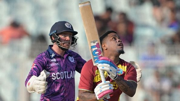  Shimron Hetmyer (R) plays a shot during the 2026 ICC Men's T20 Cricket World Cup group stage match between Scotland and West Indies (Getty)
